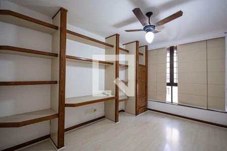 Apartamento à venda com 3 quartos, 206m² em Icaraí, Niterói