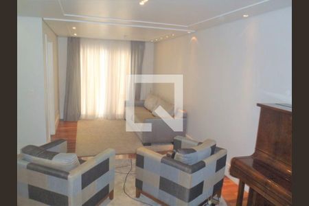 Casa à venda com 4 quartos, 205m² em Jardim Colombo, São Paulo