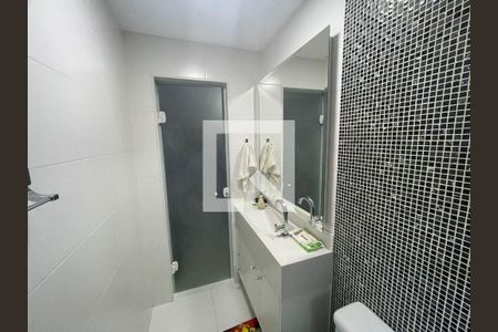 Casa à venda com 3 quartos, 225m² em Piratininga, Niterói