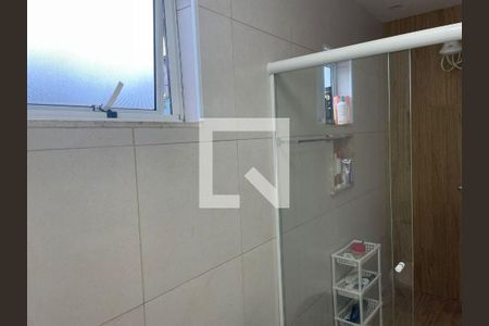 Casa à venda com 3 quartos, 225m² em Piratininga, Niterói