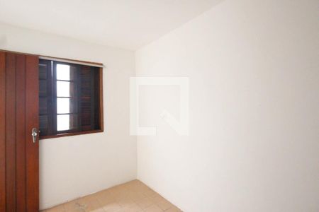 Casa para alugar com 80m², 3 quartos e 1 vaga Casa para alugar com 80m², 3 quartos e 1 vagaQuarto de Serviço