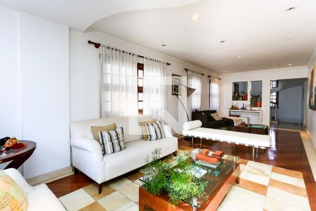 Sala  de casa de condomínio à venda com 3 quartos, 340m² em Morumbi, São Paulo