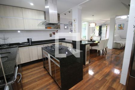 Casa à venda com 400m², 3 quartos e 5 vagasCozinha