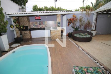 Casa à venda com 400m², 3 quartos e 5 vagasÁrea gourmet e Piscina