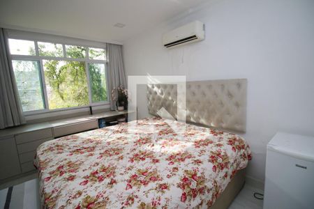 Casa à venda com 400m², 3 quartos e 5 vagasSuíte