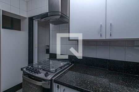 Cozinha de apartamento à venda com 3 quartos, 100m² em Vila Gumercindo, São Paulo