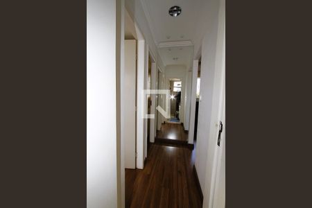 Corredor de apartamento à venda com 2 quartos, 65m² em Havaí, Belo Horizonte