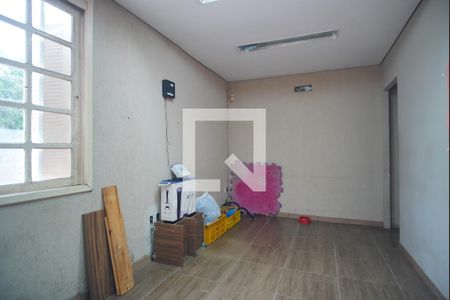 Casa à venda com 300m², 5 quartos e 2 vagasQuarto 2