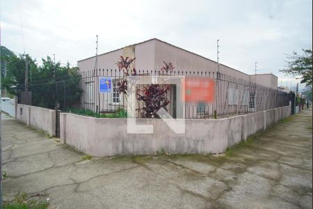Casa à venda com 300m², 5 quartos e 2 vagasFachada Esquina