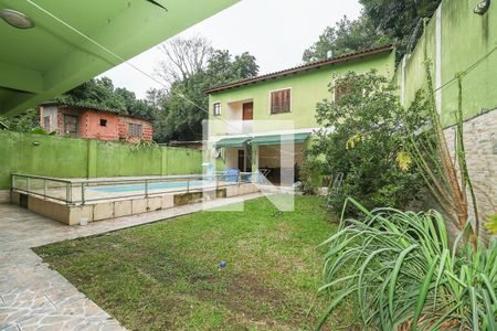 Área comum de casa à venda com 4 quartos, 238m² em Jardim Itu, Porto Alegre