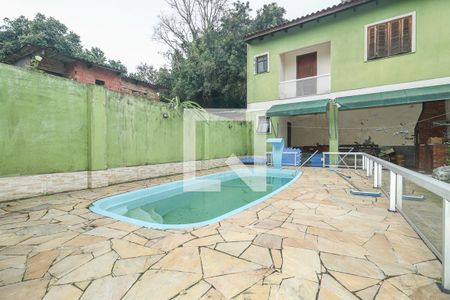 Área comum de casa à venda com 4 quartos, 238m² em Jardim Itu, Porto Alegre