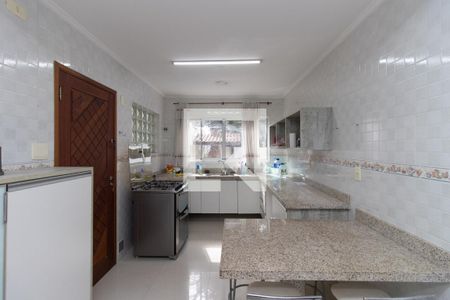 Cozinha de casa de condomínio à venda com 3 quartos, 353m² em Tremembé, São Paulo