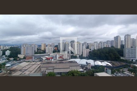 Vista da Sala  de apartamento para alugar com 2 quartos, 52m² em Vila Andrade, São Paulo