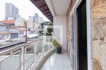 Sacada da suíte 3 de casa à venda com 4 quartos, 208m² em Vila Yara, Osasco
