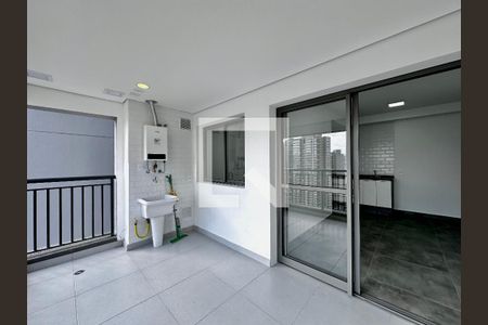 Sacada de apartamento à venda com 2 quartos, 51m² em Santo Amaro, São Paulo