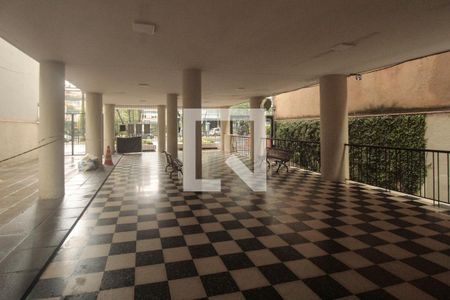 Hall de entrada de apartamento à venda com 3 quartos, 104m² em Independência, Porto Alegre