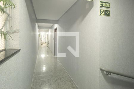 Corredor de apartamento à venda com 3 quartos, 104m² em Independência, Porto Alegre