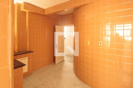Cozinha de apartamento à venda com 3 quartos, 104m² em Independência, Porto Alegre
