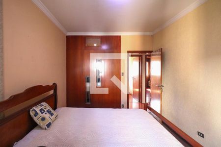Suíte de apartamento para alugar com 3 quartos, 127m² em Santo Antônio, São Caetano do Sul