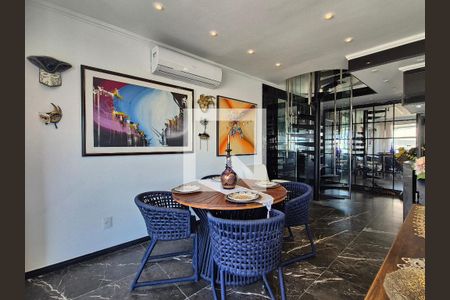 Sala de apartamento à venda com 2 quartos, 169m² em Barra da Tijuca, Rio de Janeiro