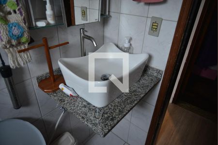 Banheiro Social de apartamento para alugar com 2 quartos, 69m² em Jardim Stella, Santo André