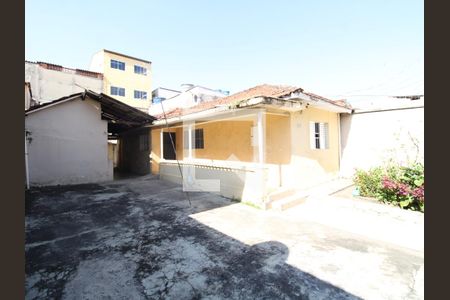 Garagem de casa à venda com 2 quartos, 250m² em Vila Sabrina, São Paulo