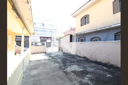 Garagem de casa à venda com 2 quartos, 250m² em Vila Sabrina, São Paulo