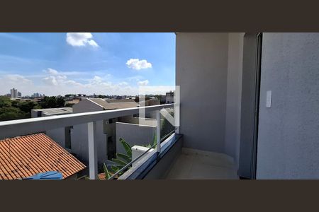 Sacada de apartamento à venda com 2 quartos, 50m² em Vila Curuçá, Santo André