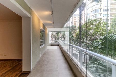 Varanda de apartamento à venda com 3 quartos, 174m² em Higienópolis, São Paulo