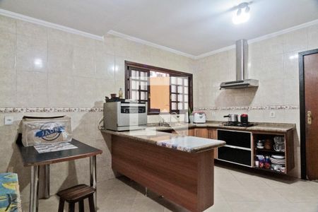 Cozinha de casa para alugar com 4 quartos, 179m² em Conjunto Residencial Vista Verde, São Paulo
