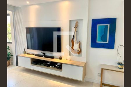 Sala de apartamento à venda com 3 quartos, 105m² em Cambuí, Campinas