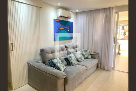 Sala de apartamento à venda com 3 quartos, 105m² em Cambuí, Campinas