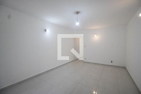 Sala 1 de casa para alugar com 3 quartos, 300m² em Jardim São Paulo, São Paulo