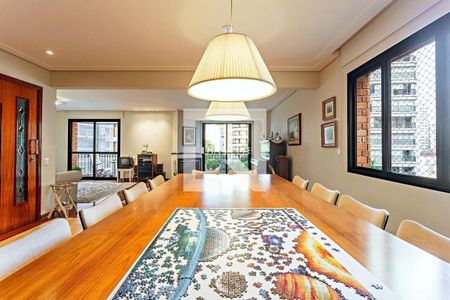 Apartamento à venda com 4 quartos, 217m² em Vila Nova Conceição, São Paulo