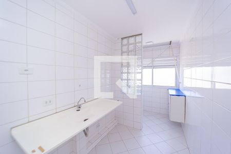 Cozinha de apartamento à venda com 2 quartos, 51m² em Vila Pierina, São Paulo