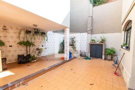 Quintal de casa à venda com 4 quartos, 379m² em Jardim da Gloria, São Paulo