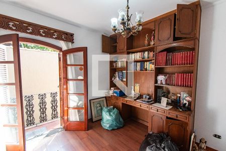 Quarto de casa à venda com 4 quartos, 379m² em Jardim da Gloria, São Paulo