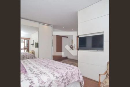 Casa à venda com 3 quartos, 250m² em Vila Monumento, São Paulo