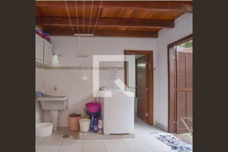 Casa à venda com 3 quartos, 250m² em Vila Monumento, São Paulo