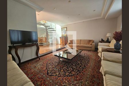 Sala de casa à venda com 4 quartos, 250m² em Campo Belo, São Paulo