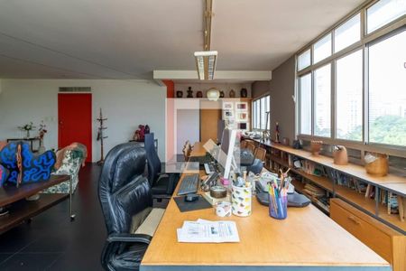 Apartamento à venda com 2 quartos, 176m² em Pinheiros, São Paulo