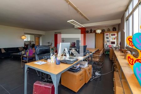 Apartamento à venda com 2 quartos, 176m² em Pinheiros, São Paulo