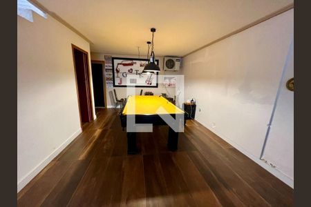 Casa à venda com 3 quartos, 300m² em Vila Mascote, São Paulo