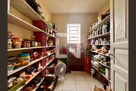 Despensa de casa à venda com 4 quartos, 295m² em Parque Taquaral, Campinas