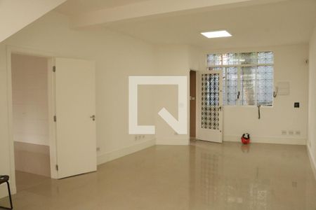 Sala de casa à venda com 5 quartos, 240m² em Perdizes, São Paulo