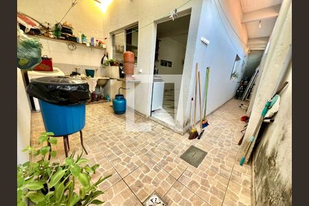 Área de Serviço de casa à venda com 3 quartos, 120m² em Santa Monica, Belo Horizonte