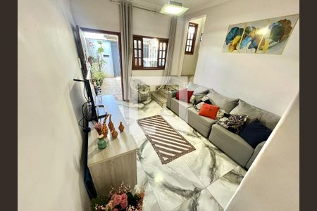 Sala de casa à venda com 3 quartos, 120m² em Santa Monica, Belo Horizonte