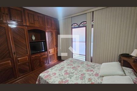 Casa à venda com 3 quartos, 259m² em Maria Paula, Niterói