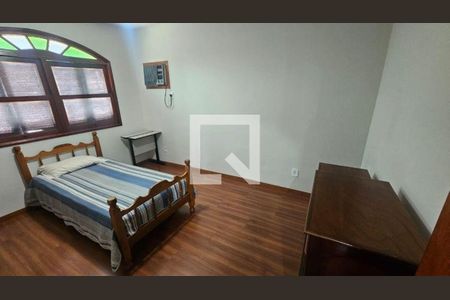 Casa à venda com 3 quartos, 259m² em Maria Paula, Niterói