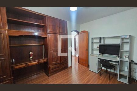 Casa à venda com 3 quartos, 259m² em Maria Paula, Niterói